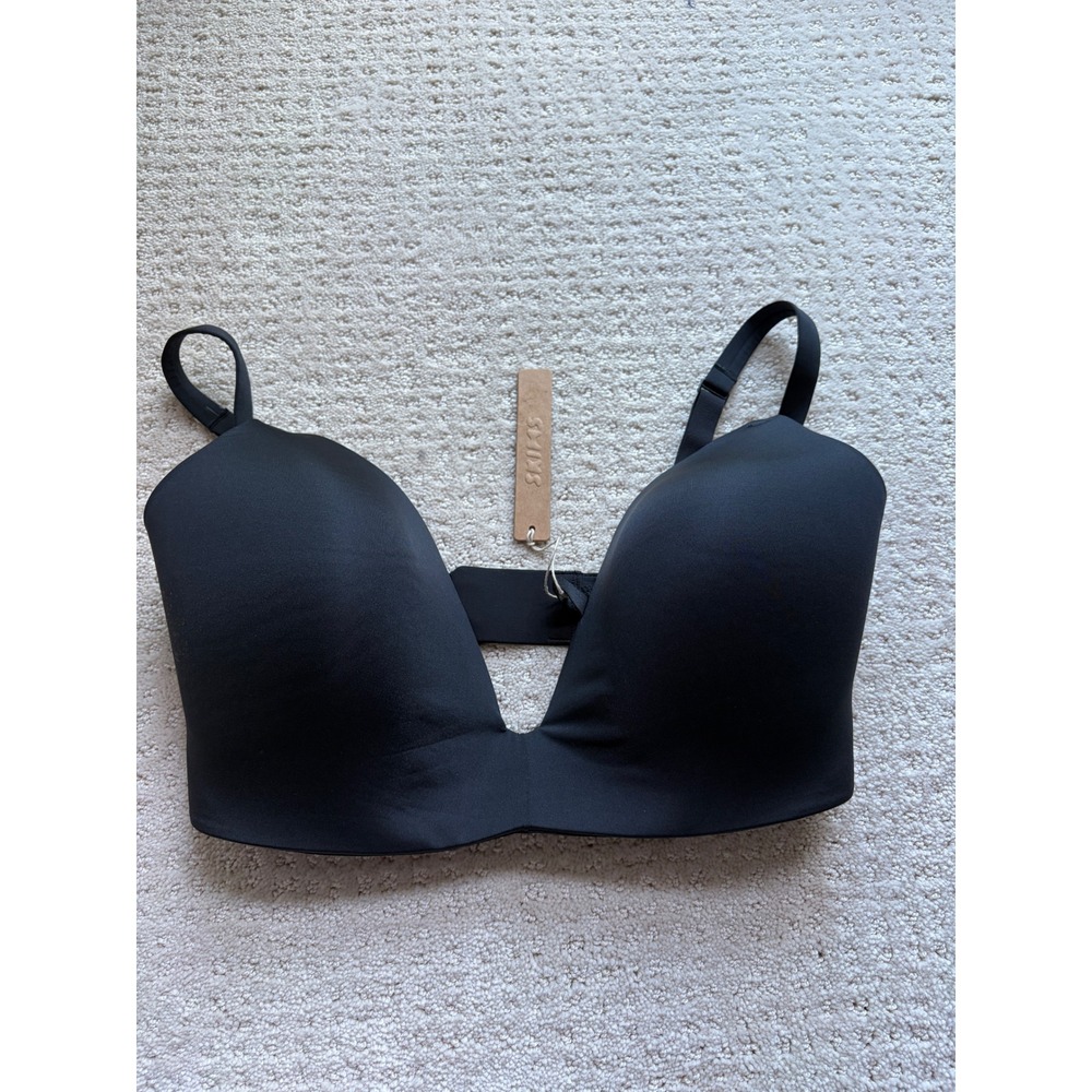 Skims Wireless Form Nursing Bra Maternity Women 34DDDD Onyx Black Minimalist
